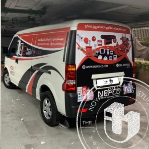 چاپ استیکر تبلیغاتی روی خودرو اینرودز برای شرکت نفکو